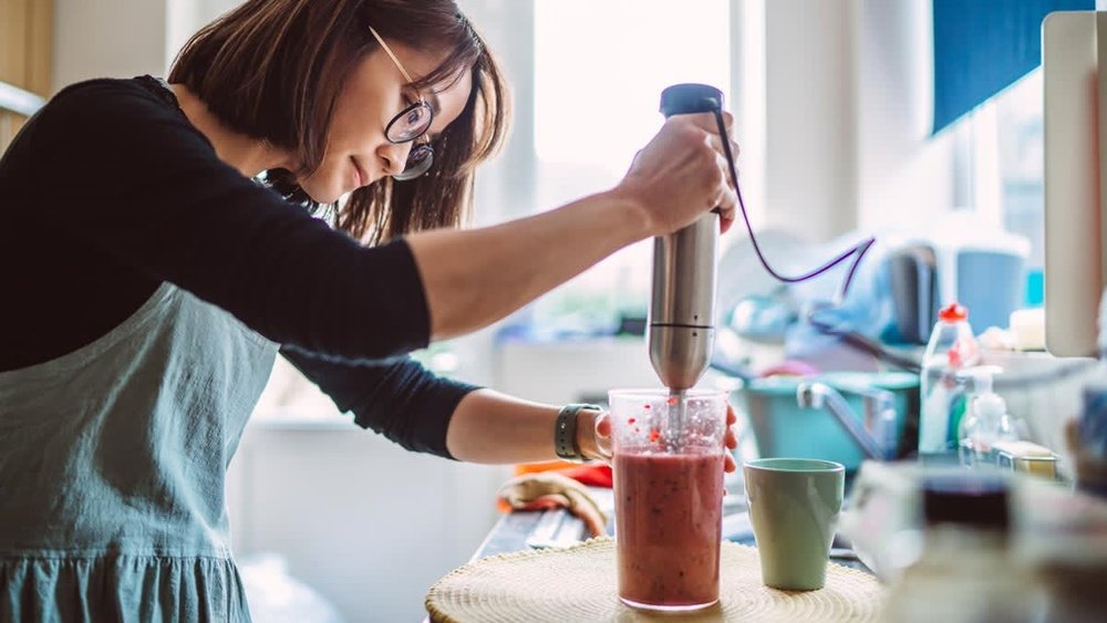 How To Use An Immersion Blender: Expert Tips for Perfect Blending